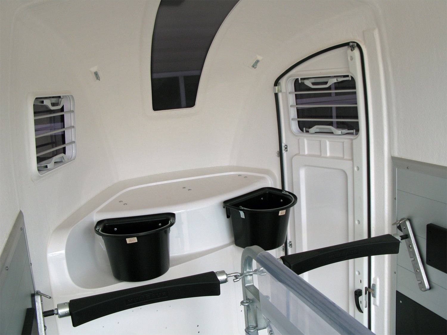 15394_B11.jpg 15394_B11.jpg