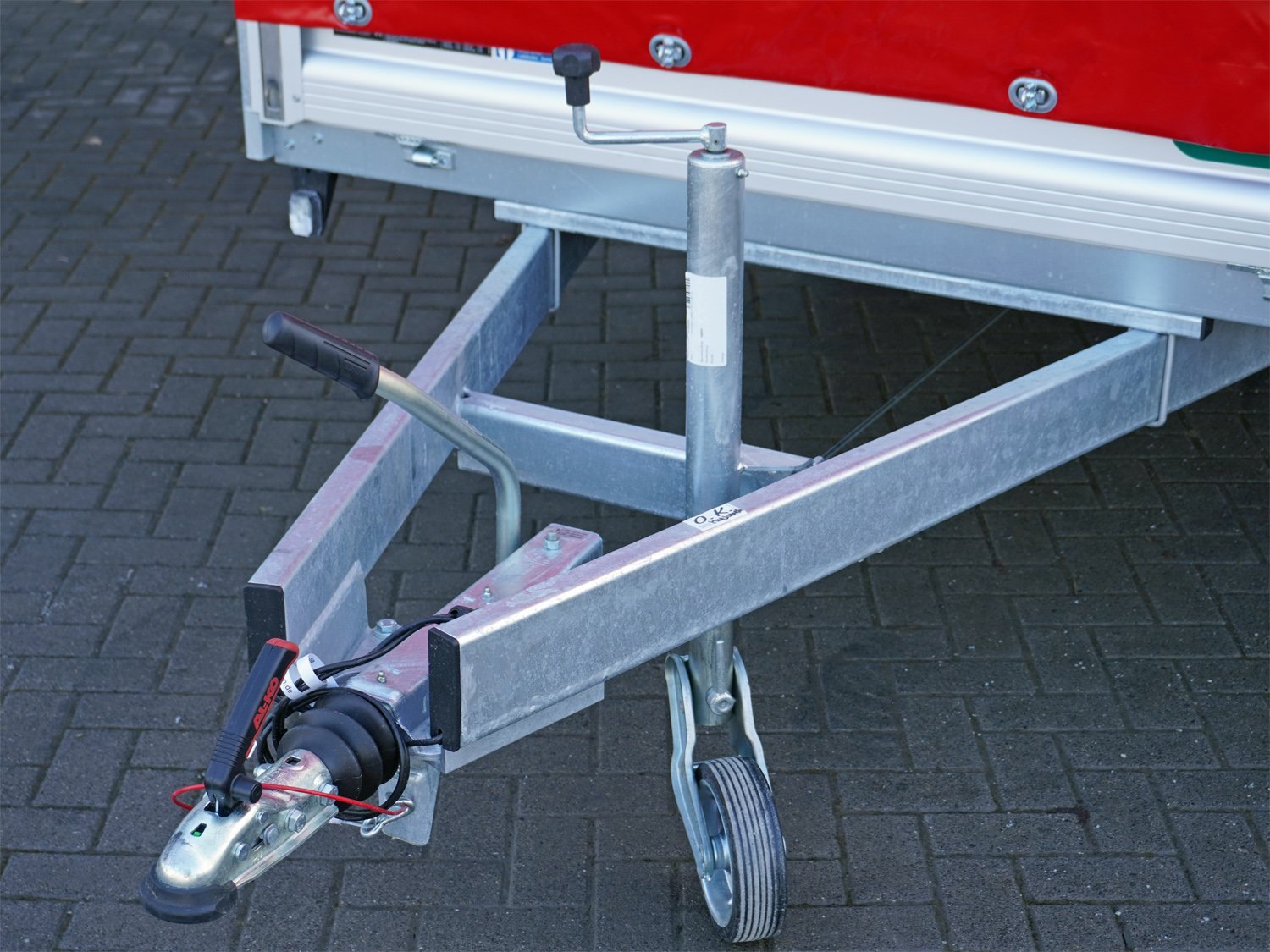 WEB26_HP_Rot_B5.jpg WEB26_HP_Rot_B5.jpg