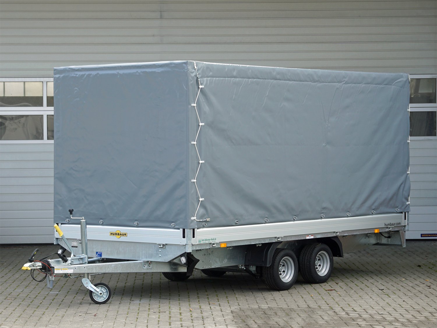 hu2633-hp_humbaur_hn254118_1zt4lWWnCdh90U-1.jpg hu2633-hp_humbaur_hn254118_1zt4lWWnCdh90U-1.jpg