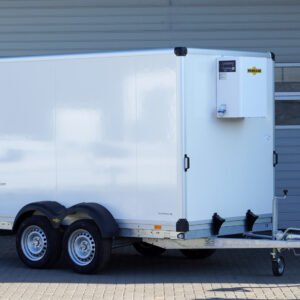 HUMBAUR HK 25 32 18 | 20 PF30 Sandwich PurFerro mit Kühlaggregat