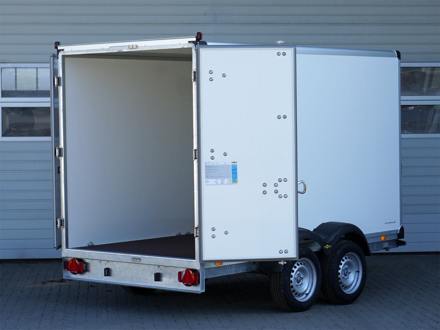 hu5271-ka-1_humbaur_hk_25_32_18_-_20_pf30_4.jpg hu5271-ka-1_humbaur_hk_25_32_18_-_20_pf30_4.jpg