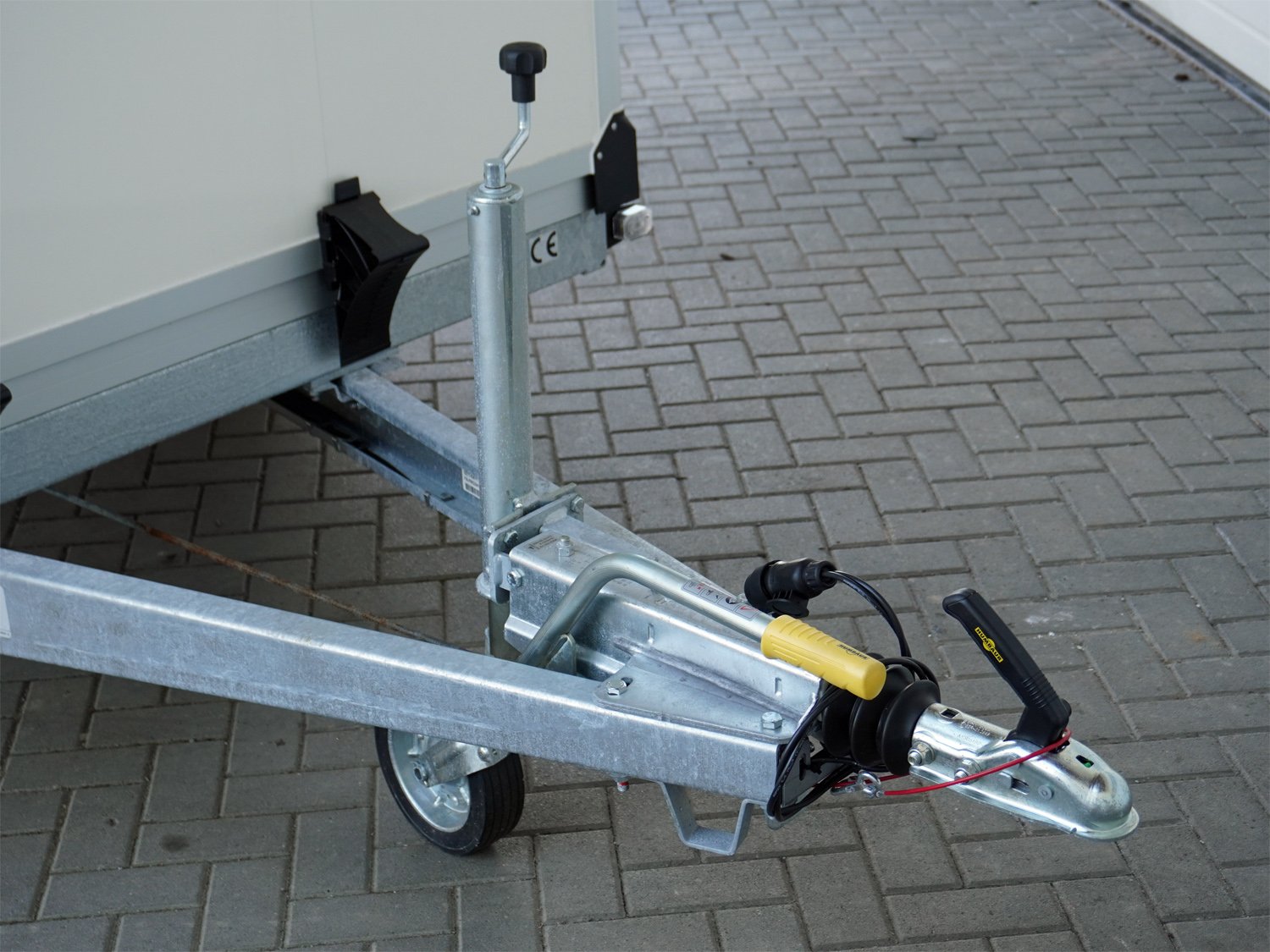 hu5271-ka-1_humbaur_hk_25_32_18_-_20_pf30_8.jpg hu5271-ka-1_humbaur_hk_25_32_18_-_20_pf30_8.jpg