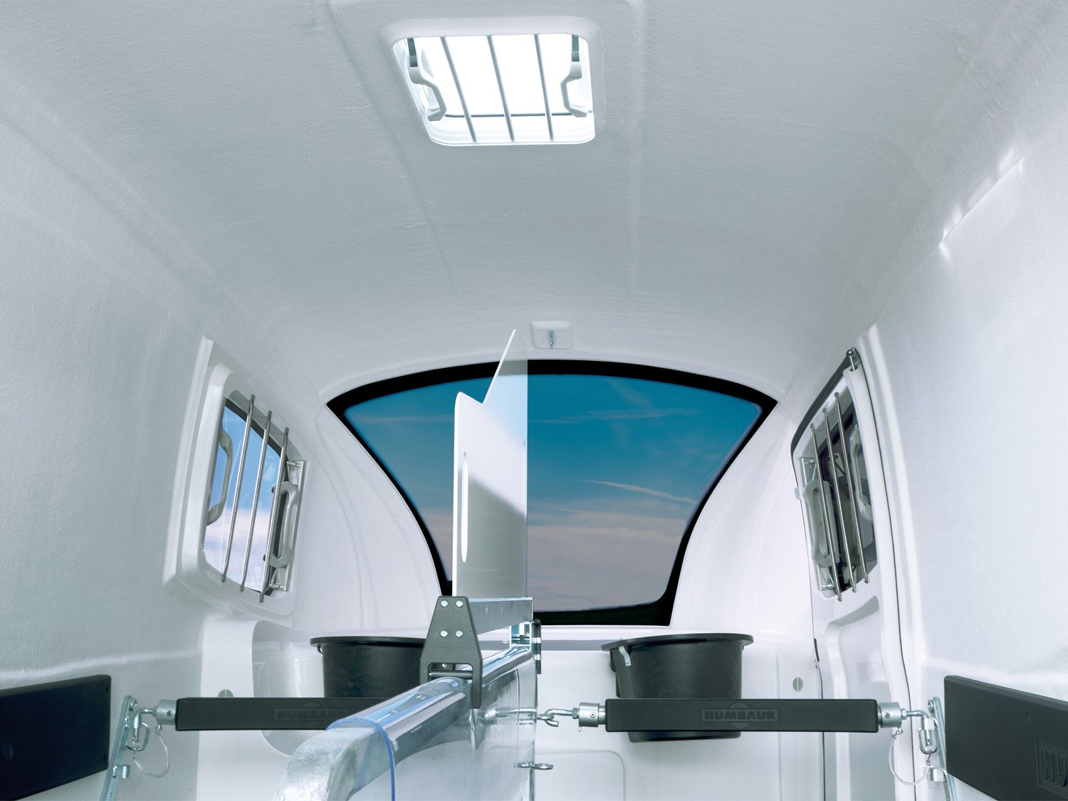 hu7397_humbaur_maximus_deluxe_2700_s_10xOmiPYALZJwWs.jpg hu7397_humbaur_maximus_deluxe_2700_s_10xOmiPYALZJwWs.jpg