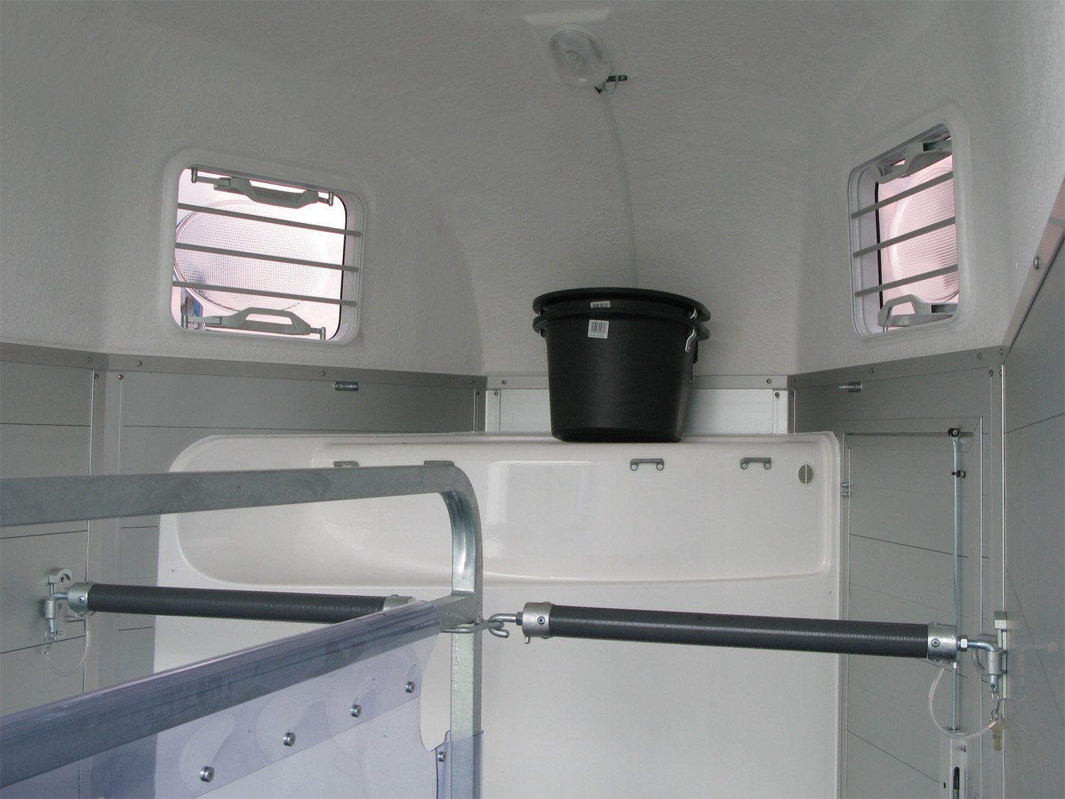 hu7621-sk_humbaur_equitos_alu_2000_1149Kw5CilRgiwe.jpg hu7621-sk_humbaur_equitos_alu_2000_1149Kw5CilRgiwe.jpg