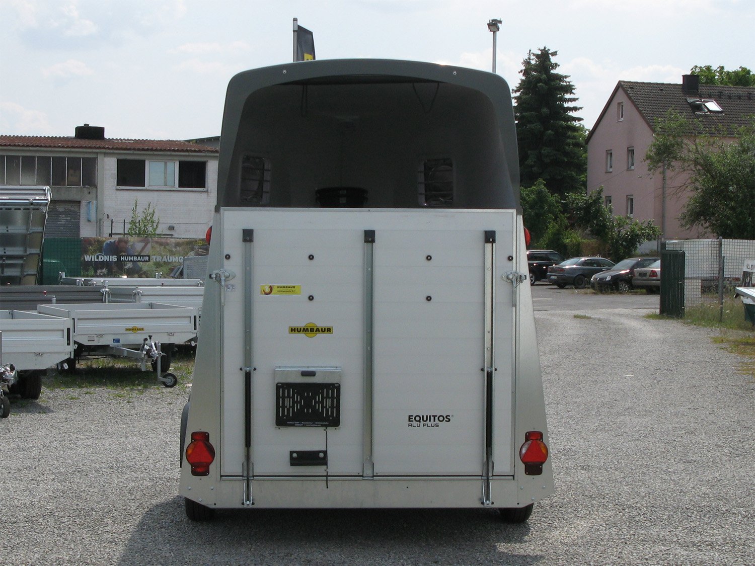 hu7621-sk_humbaur_equitos_alu_2000_5boEjOTJkOKG83.jpg hu7621-sk_humbaur_equitos_alu_2000_5boEjOTJkOKG83.jpg