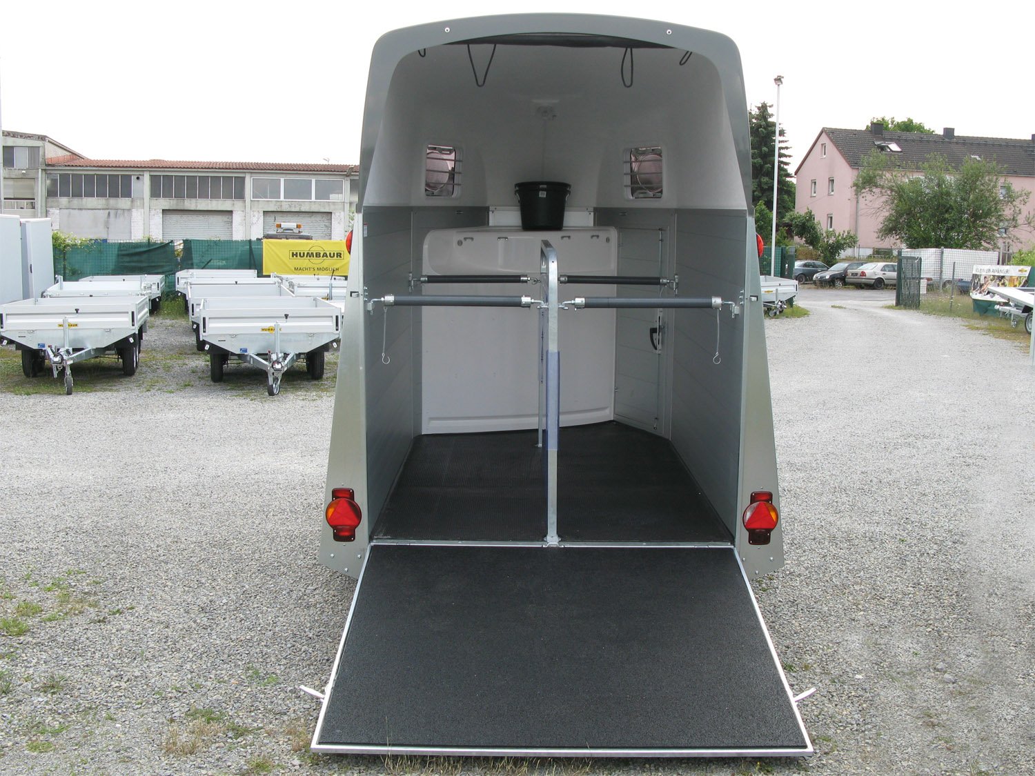 hu7621-sk_humbaur_equitos_alu_2000_8cklrAYCZvTexk.jpg hu7621-sk_humbaur_equitos_alu_2000_8cklrAYCZvTexk.jpg