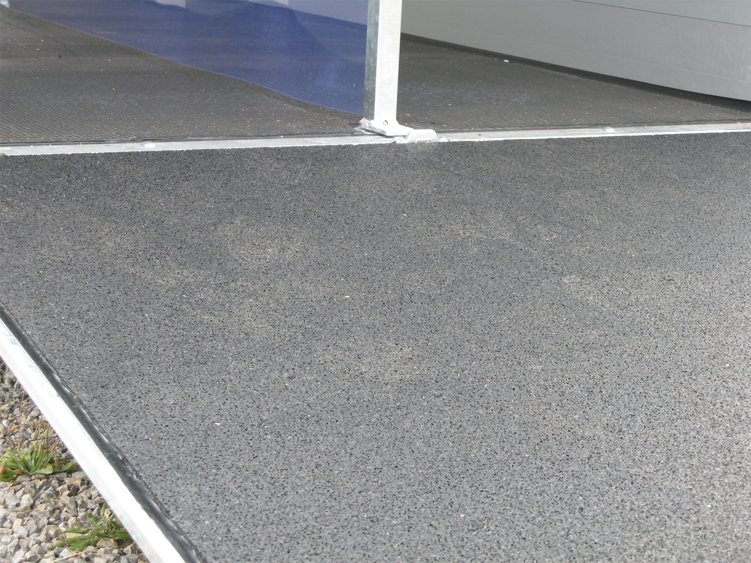 hu7621-sk_humbaur_equitos_alu_2000_901Gzo5aNX60nQ.jpg hu7621-sk_humbaur_equitos_alu_2000_901Gzo5aNX60nQ.jpg