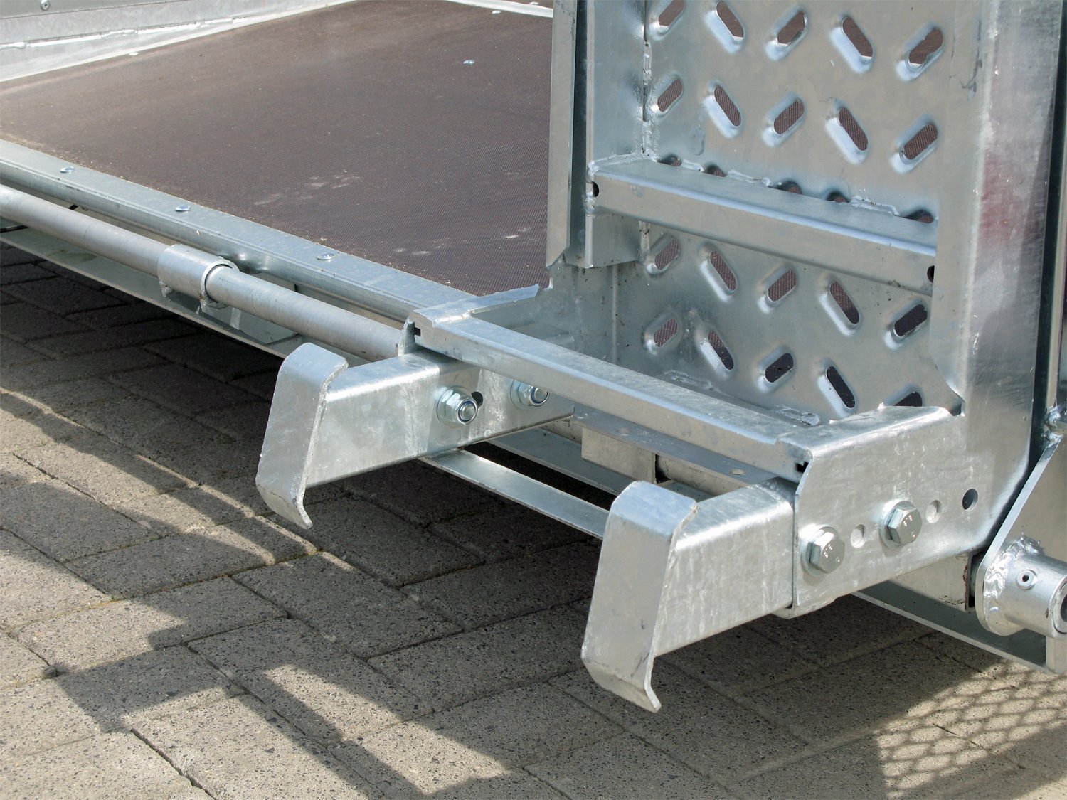 va3516b320_variant_3516_b3_518JDQUNVWMobI.jpg va3516b320_variant_3516_b3_518JDQUNVWMobI.jpg