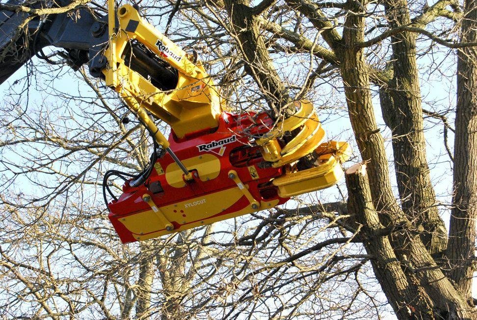 xylocut_300-rabaud-_Teleskoplader_2-1.jpg xylocut_300-rabaud-_Teleskoplader_2-1.jpg